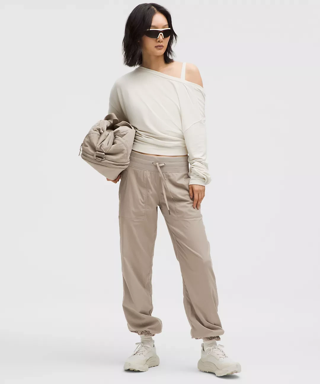 Dance Studio Mid-Rise Pant Regular